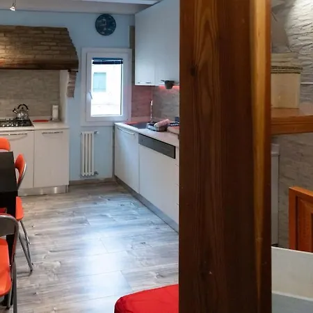 Сasa de vacaciones La Casa Gialla