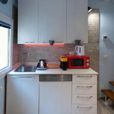 La Casa Gialla *