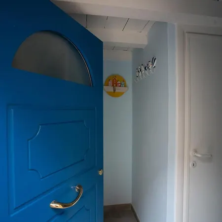 La Casa Gialla *